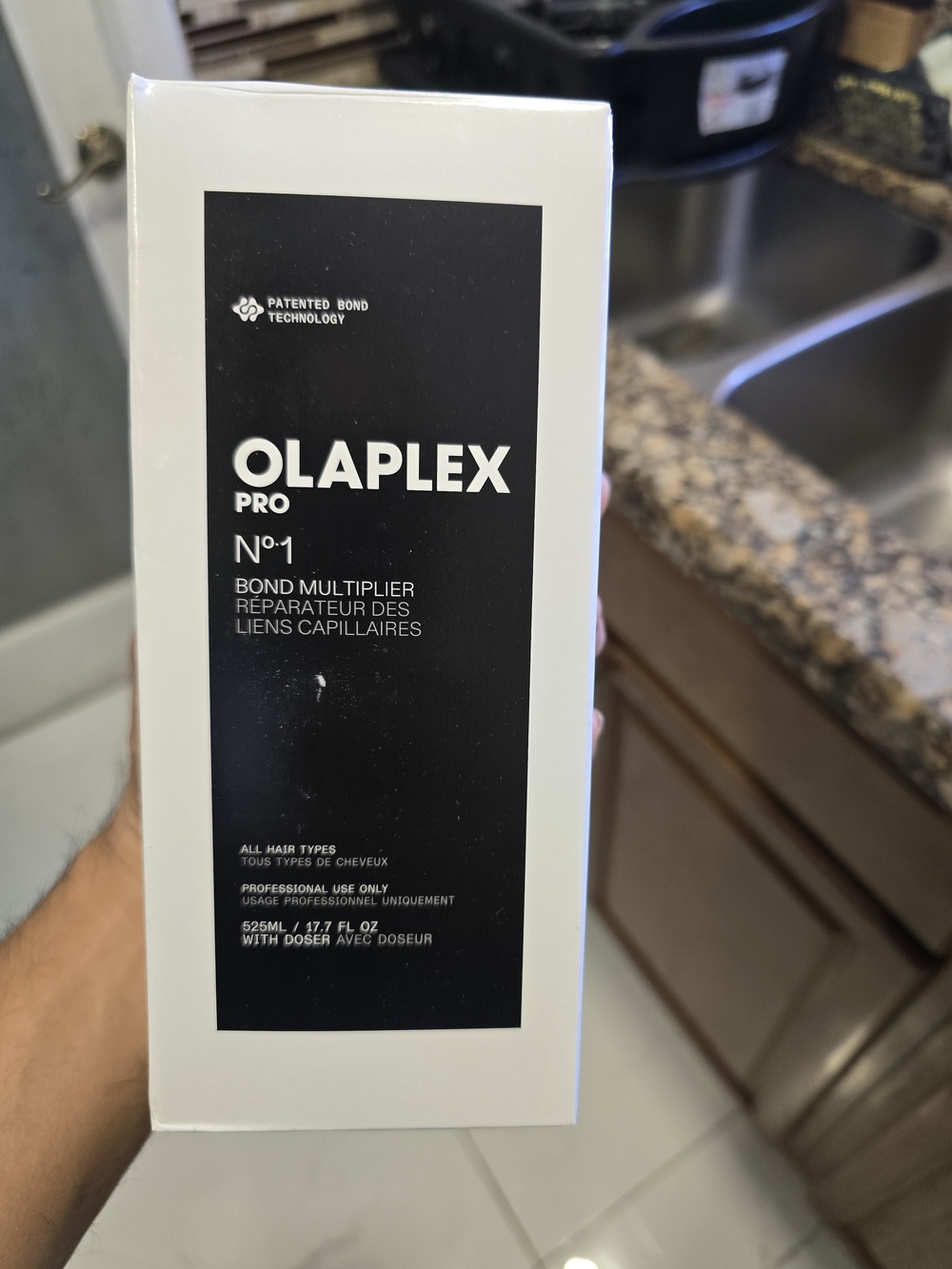 OLAPLEX Pro N°1 Bond Multiplier - White and Black